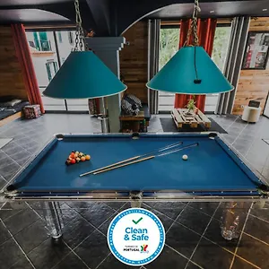 The Modern & Recycled House Apartment Machico (Madeira)